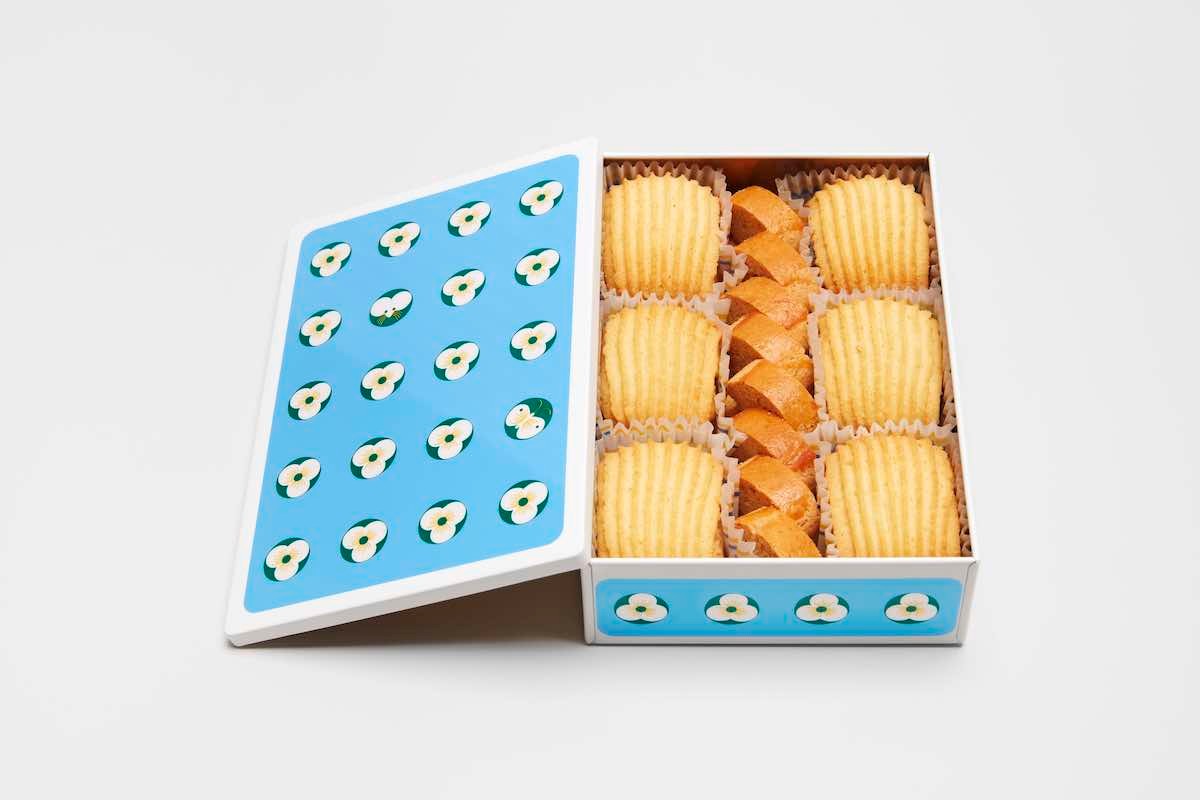 チーズクッキー缶「Cheesy Poche」 - Slide:1