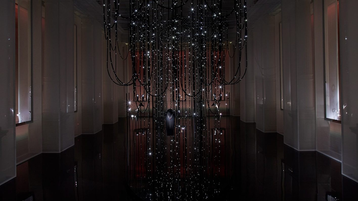 シャネル、REACH FOR THE STARS - Slide:4