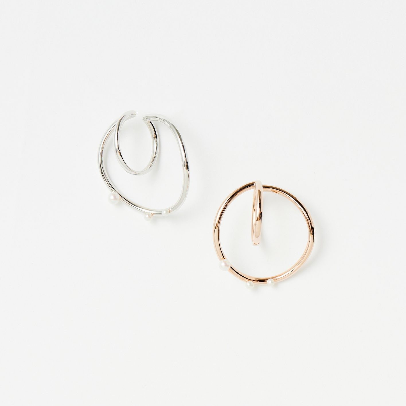 エテのイヤカフ