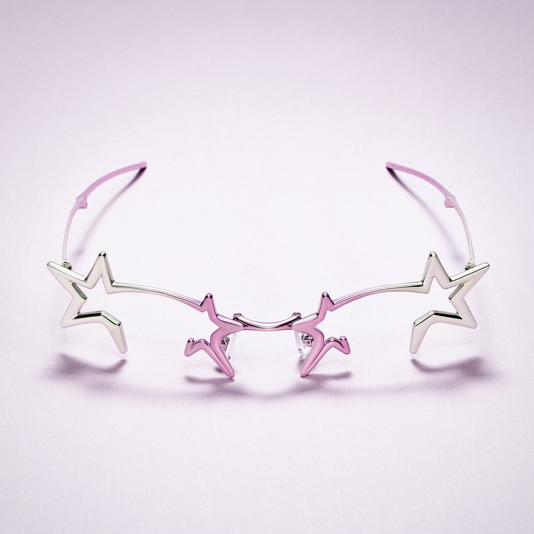 〈ジェントルモンスター〉から折りたためるサングラスが登場 - Slide:4