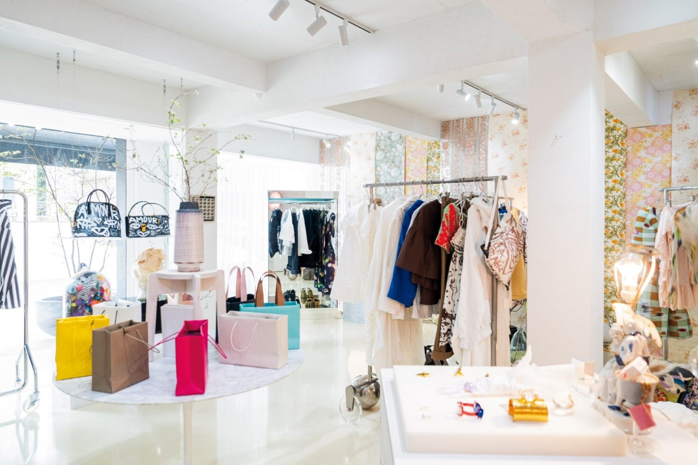 ジュエリーは大判スポンジに。渋谷「GIGINA」に学ぶ“魅せる収納”