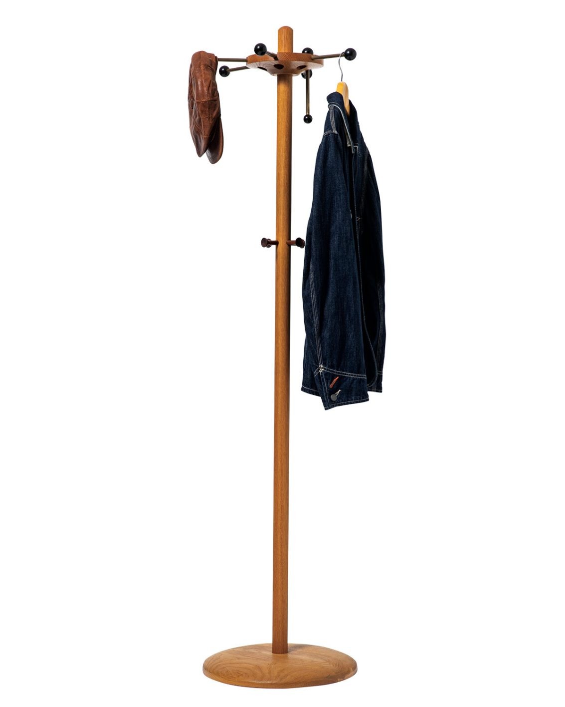 オブジェのようなコートスタンドで暮らしをぐっと快適に。 - Slide:8