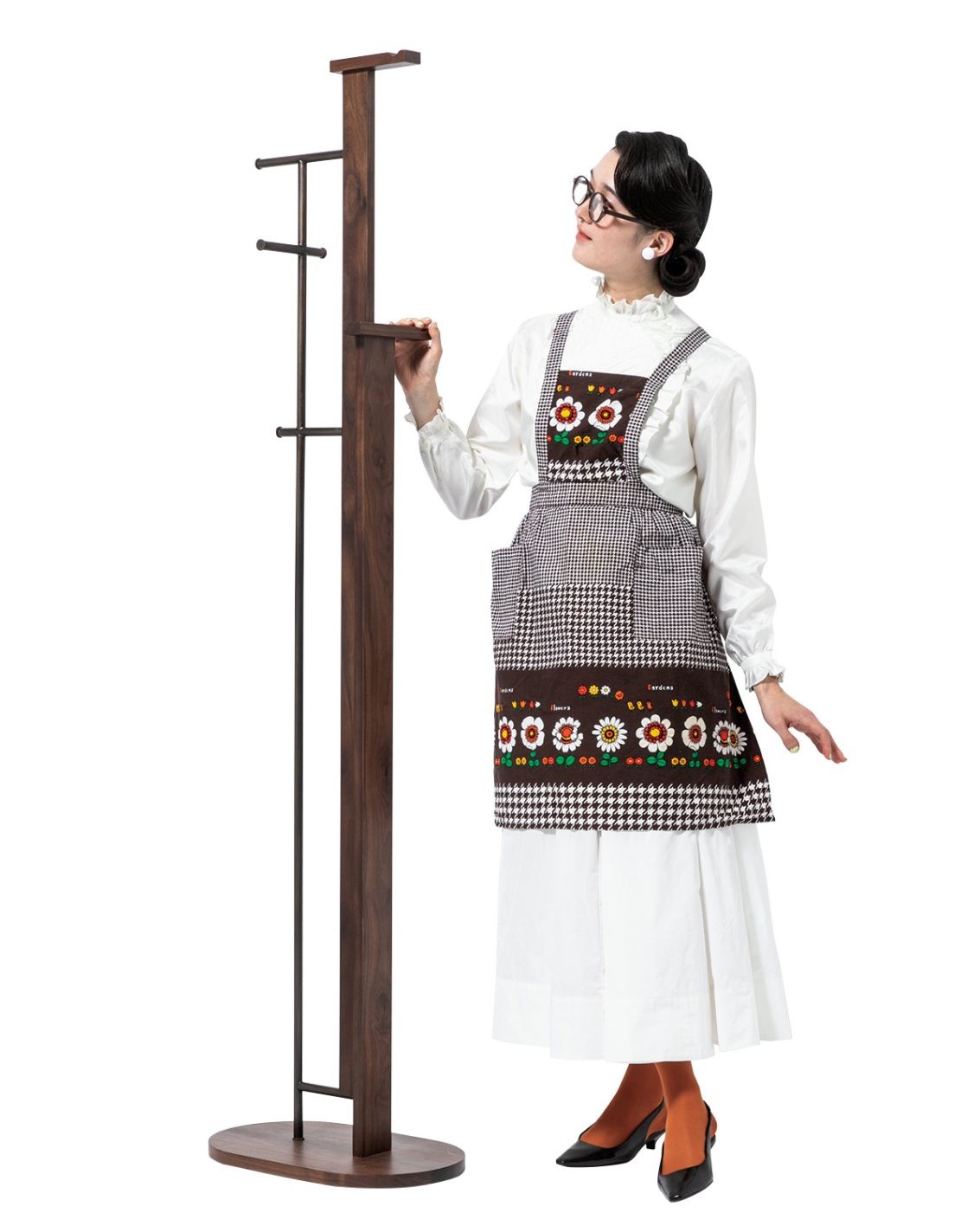 オブジェのようなコートスタンドで暮らしをぐっと快適に。 - Slide:1