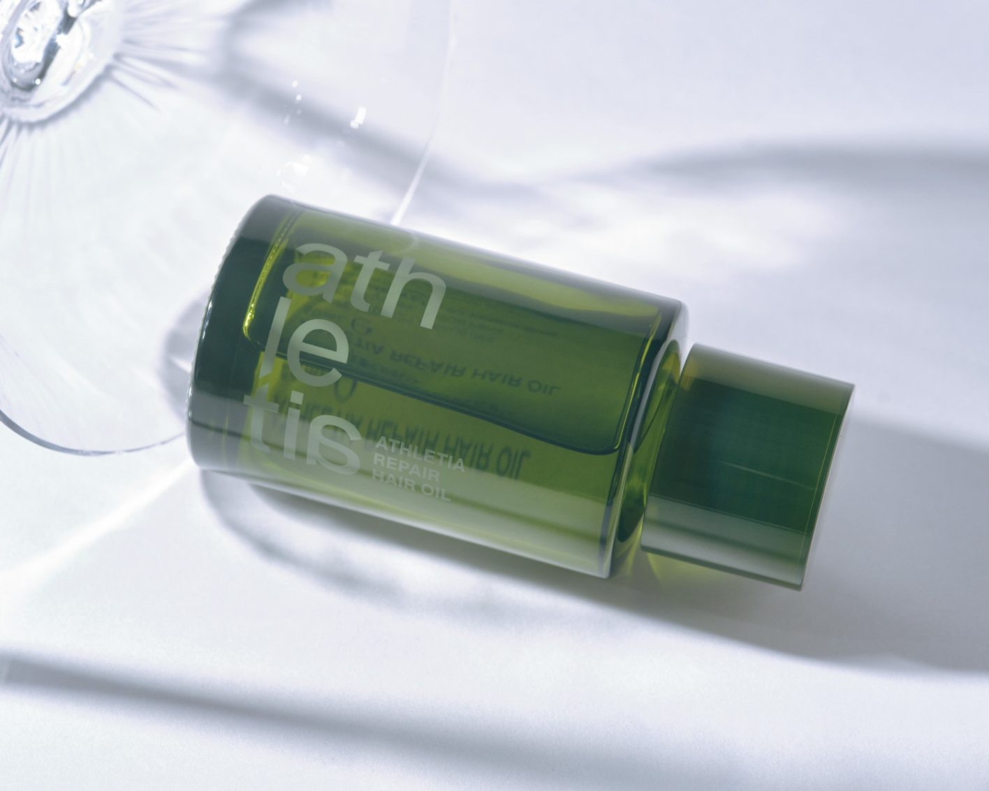 使うほどにツヤアップ!スタイリングにも活躍する〈ATHLETIA〉のヘアオイルetc.