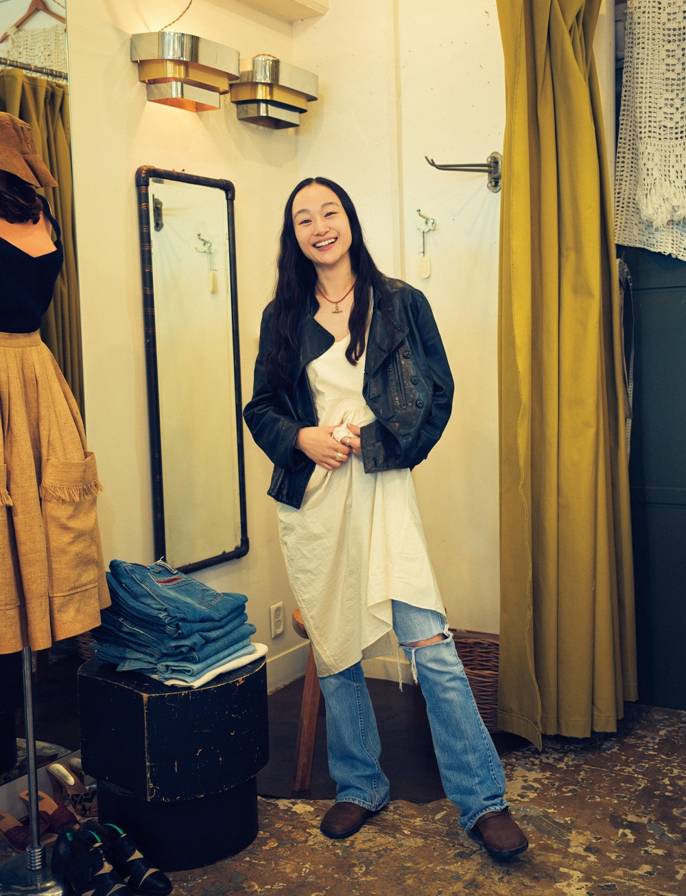 俳優・小野ゆり子が愛する古着店「HOOKED」