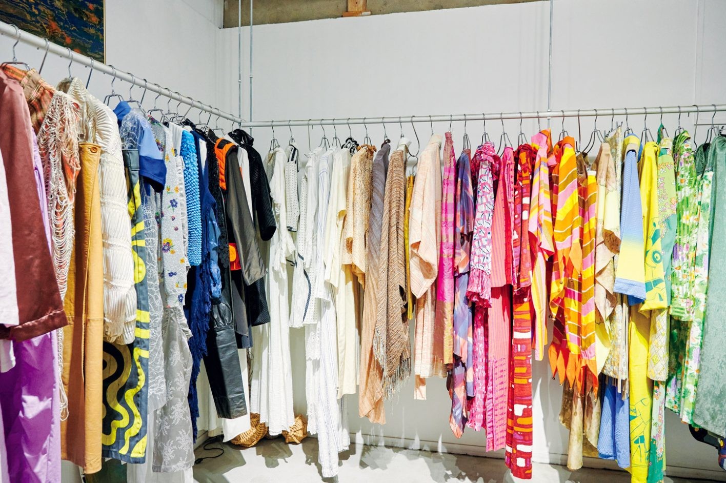 70年代ものが多数。いろいろなテイストがグラデーションに。