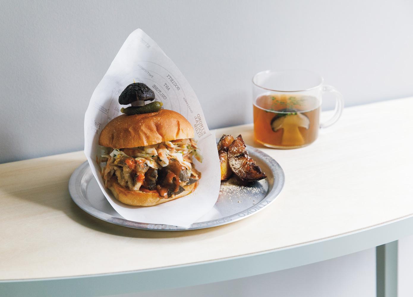 お店の中で栽培!?キノコが媒介する新コミュニティスペース