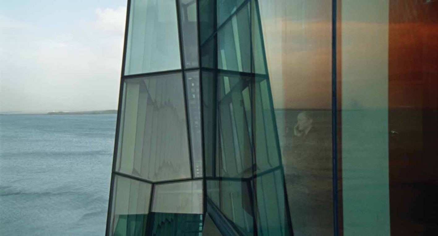 ルーナ・ルーナソン監督の映画『突然、君がいなくなって』場面写真 - Slide:1