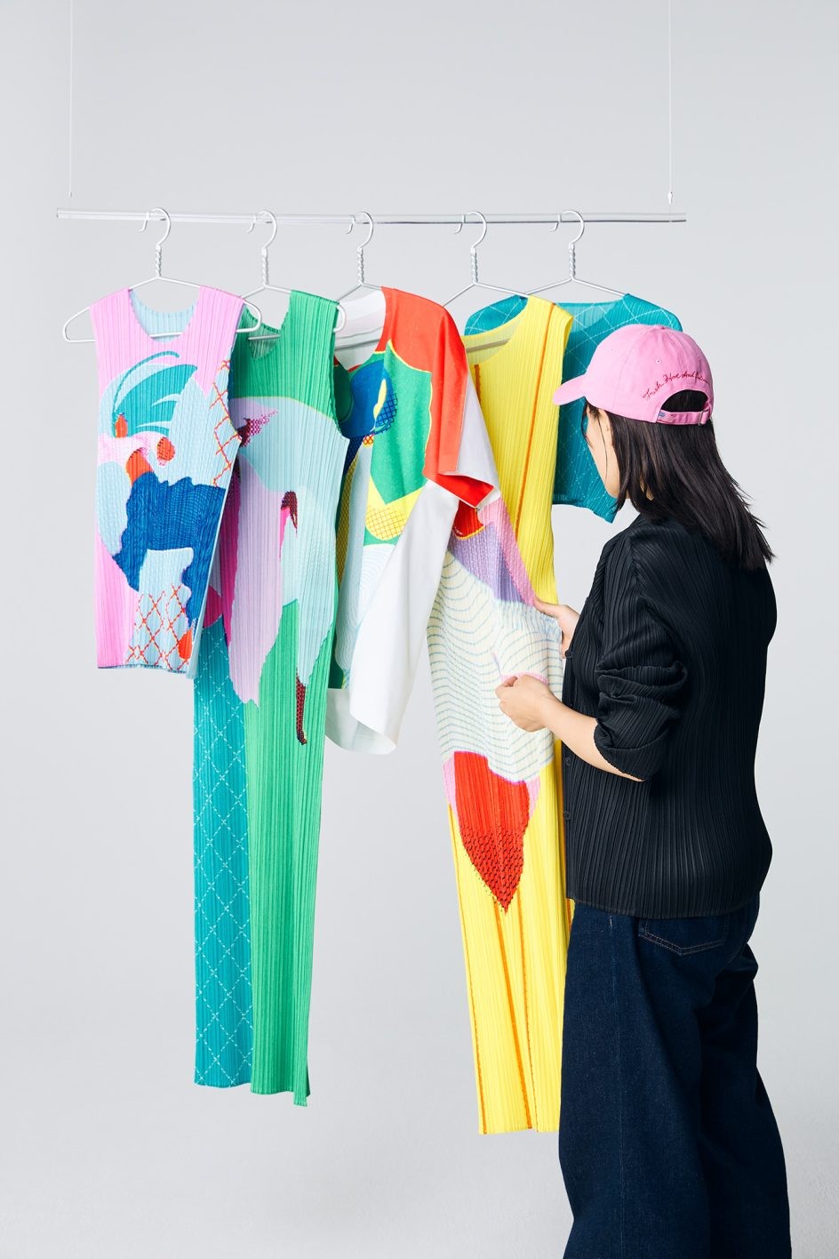 一乗ひかると〈プリーツ プリーズ イッセイ ミヤケ〉の商品 - Slide:2