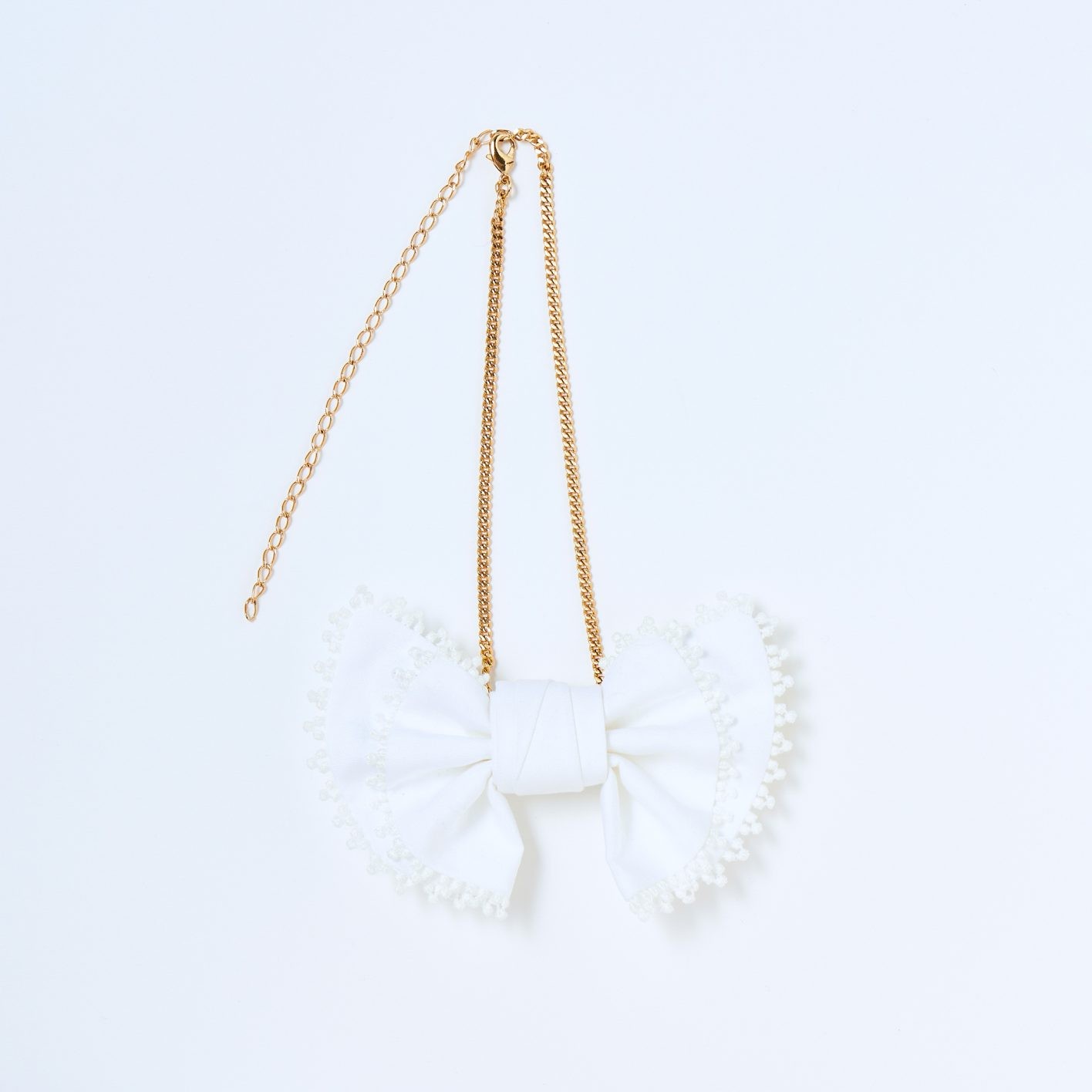 ネックレス ¥25,300(キャサリン オスティ | エストネーション)0120-503-971