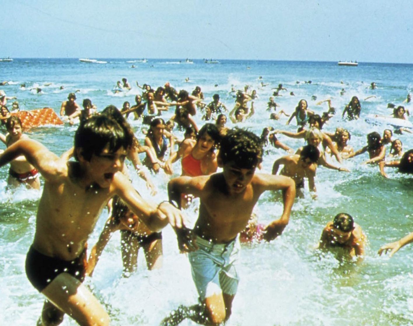 今日観たい夏映画『ジョーズ』 - Slide:1