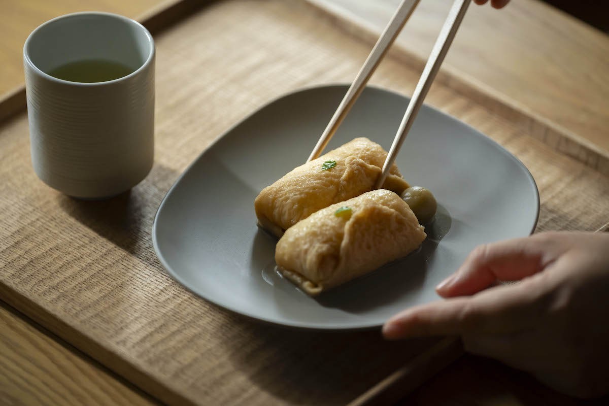 一保堂茶舗 稲荷寿司 - Slide:1