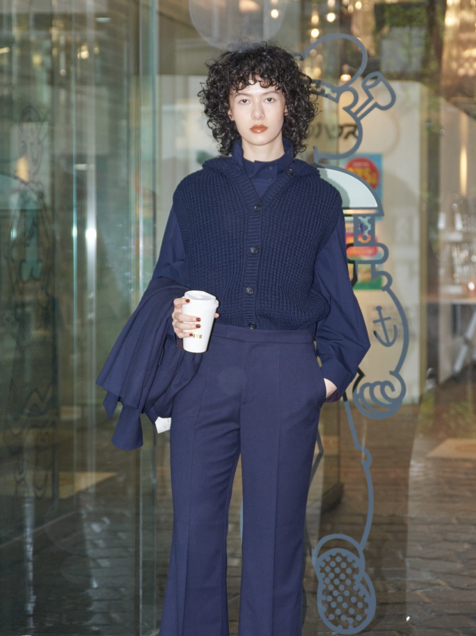 ユニクロ ユニクロシー - Slide:1