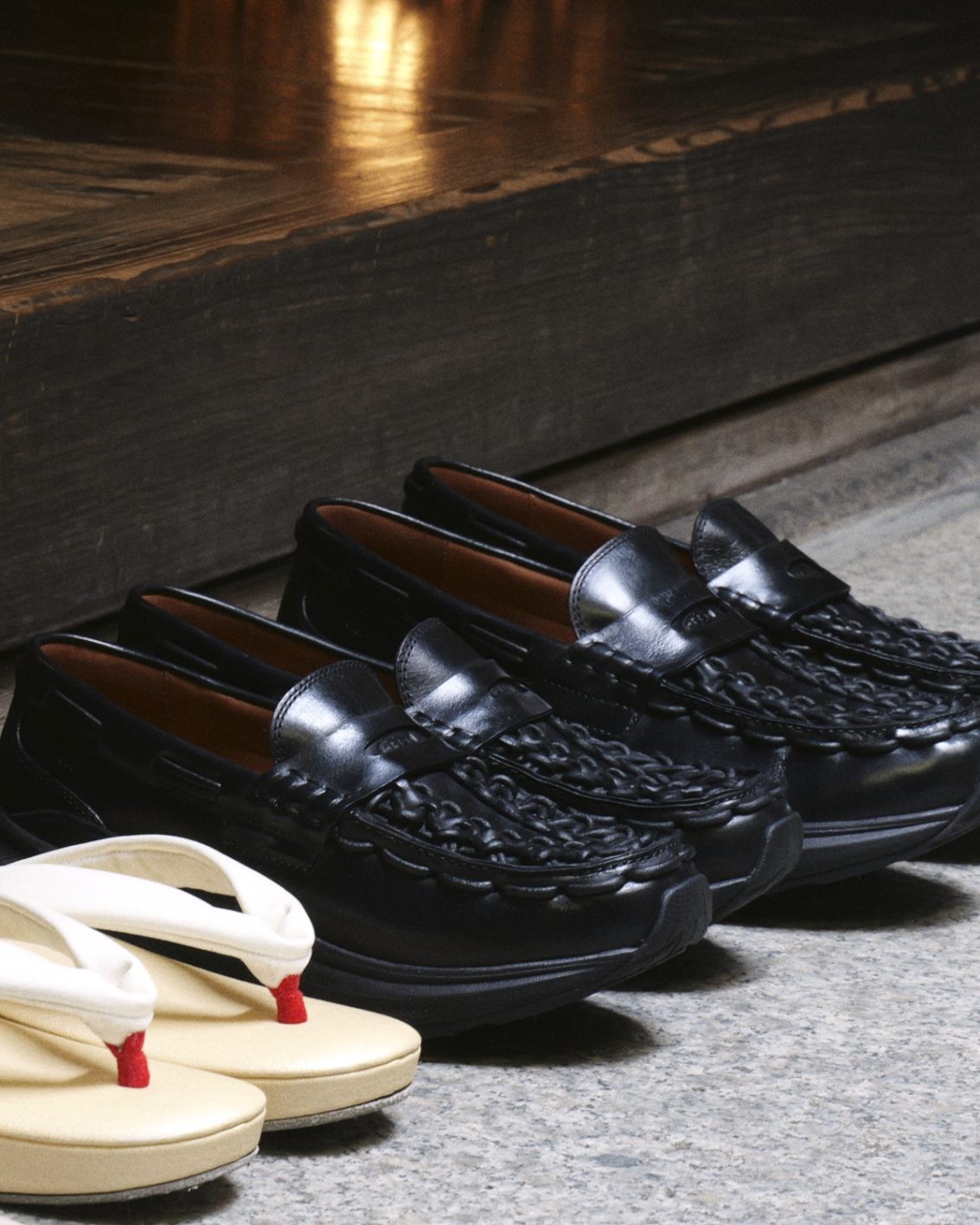 KEEN, キーン - Slide:2