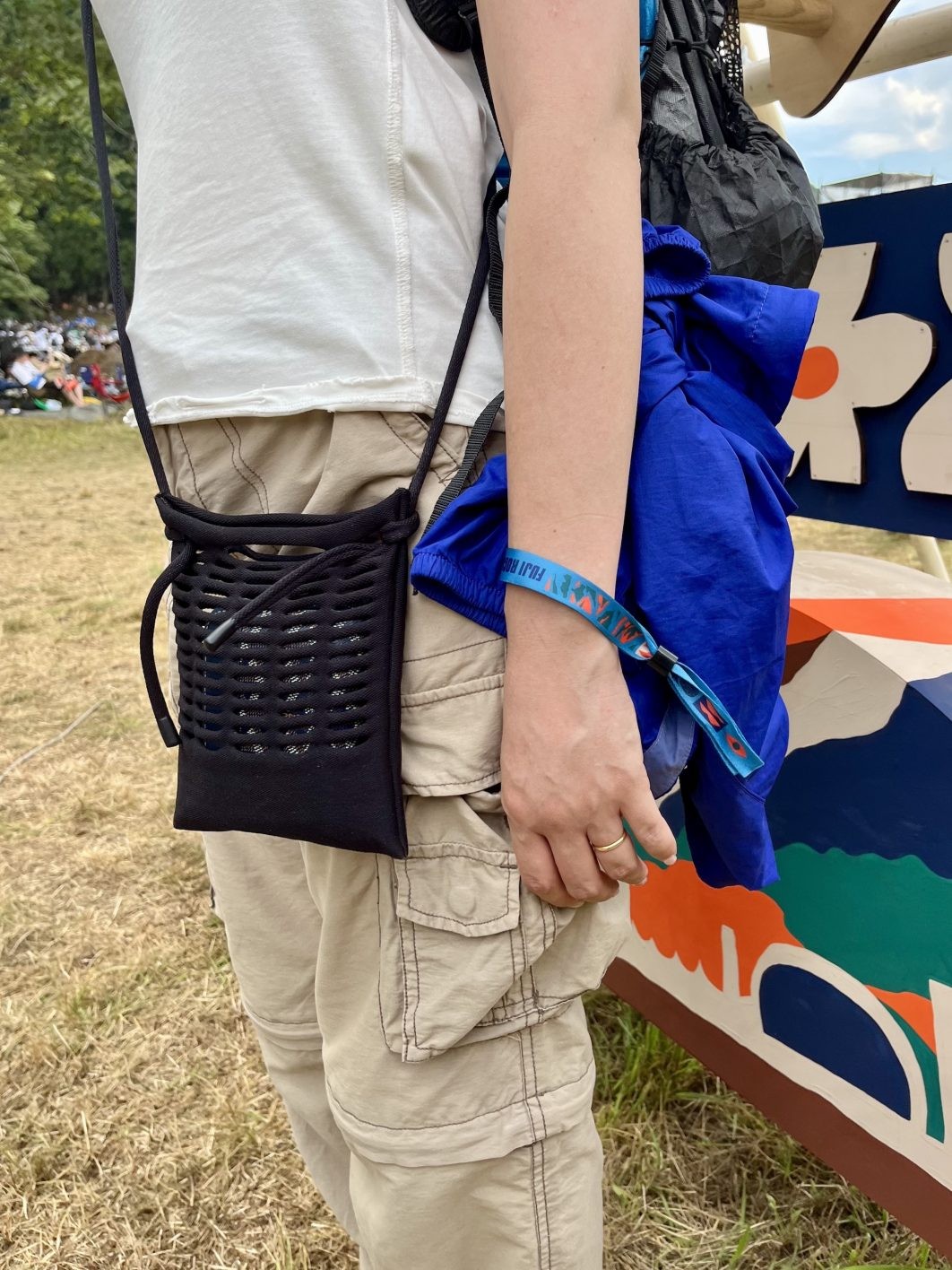 〈ソレル〉の屈強シューズでフェススタイルを盛り上げる - Slide:2