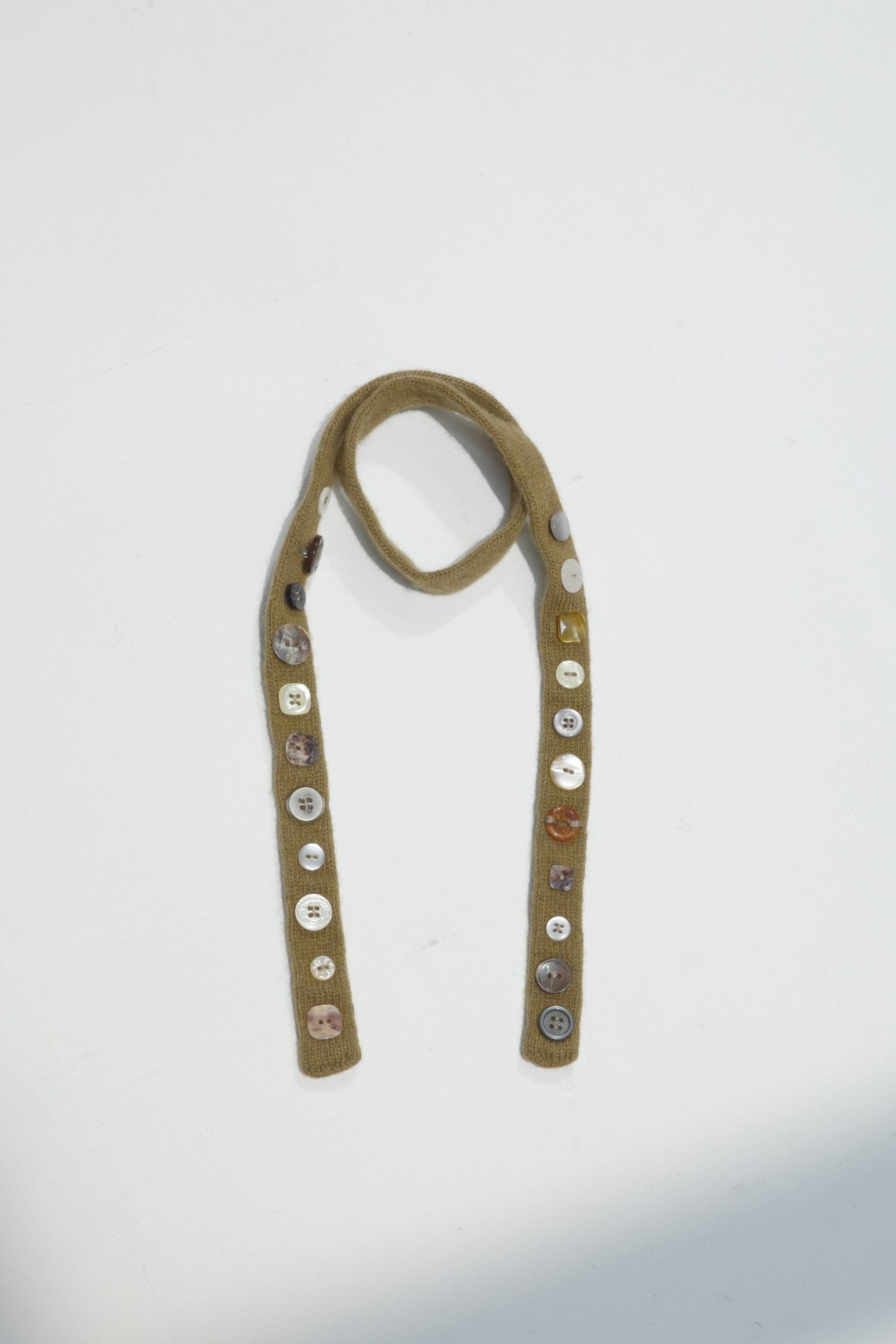 ニットストラップ¥9,900(パラス | バウ インク)070-9199-0913