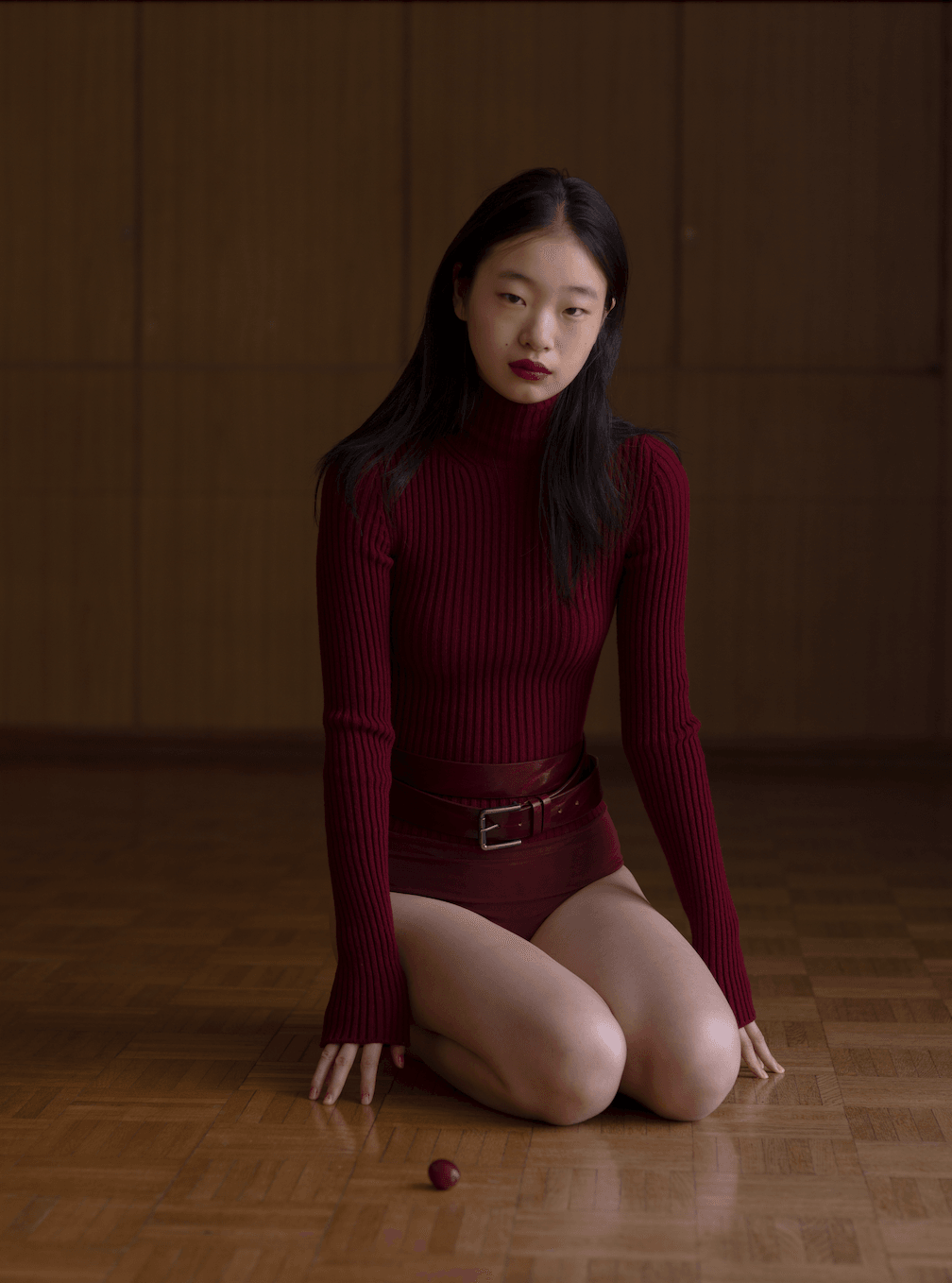 GINZAで連載中の『Canvas』10月号からの1カット。秋の実りを化粧で表現した。