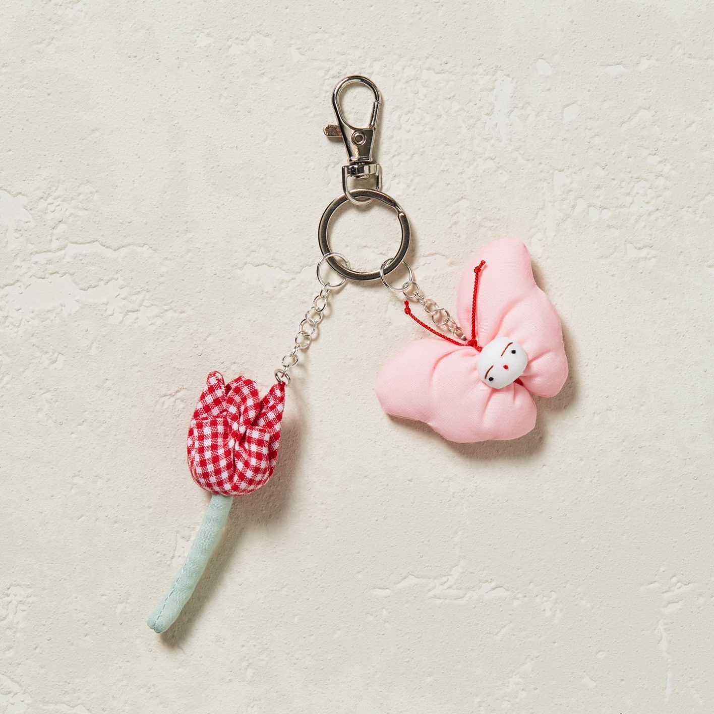 The Bee's Knees 展覧会 - Slide:17