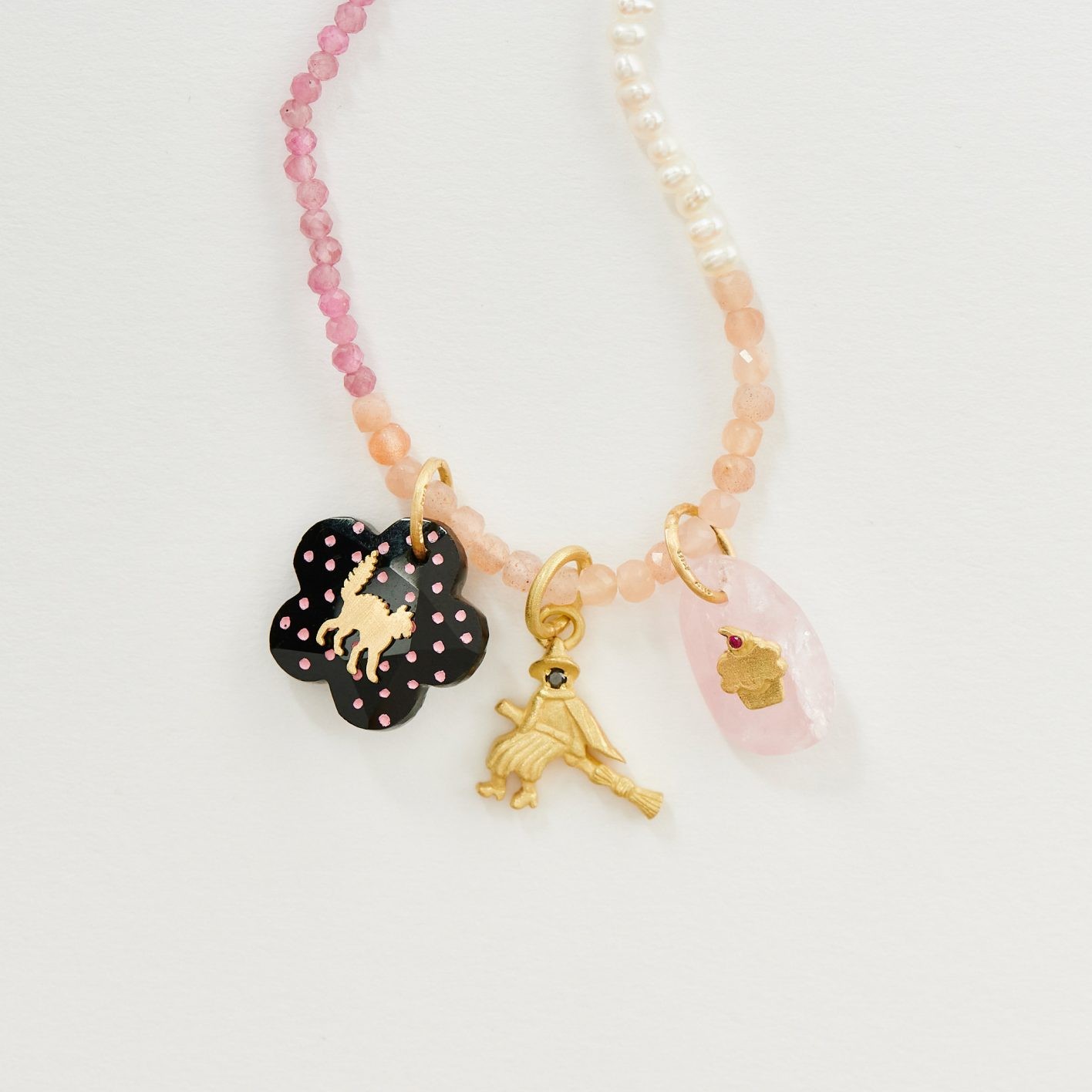 stones stone zooのネックレス