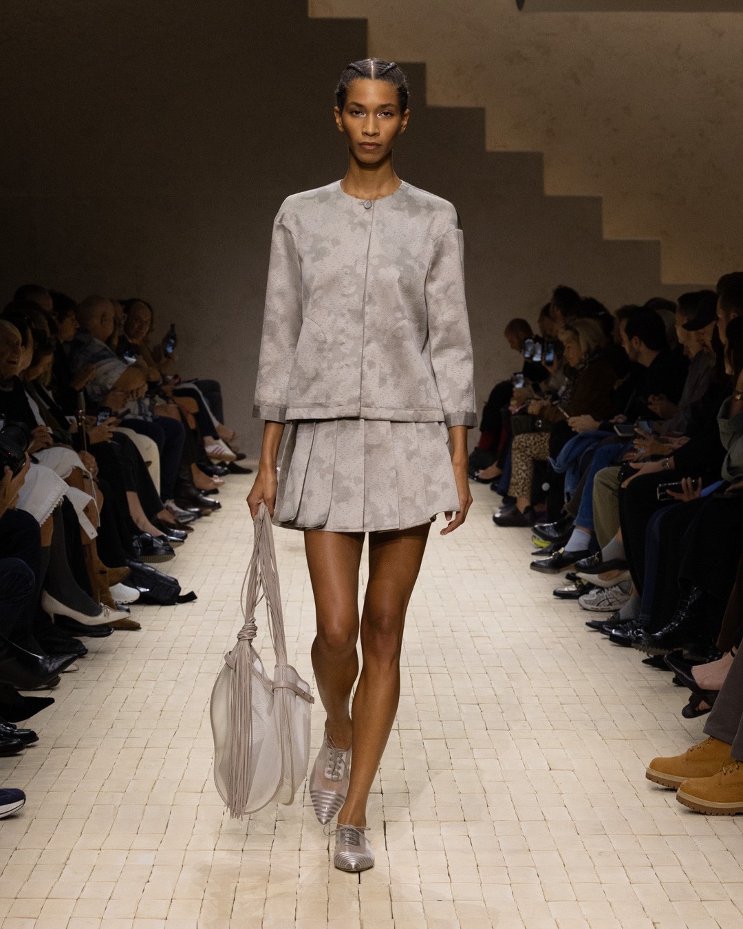 〈エンポリオ アルマーニ〉2026年春夏ショーに「INI」の11人が来場! - Slide:5