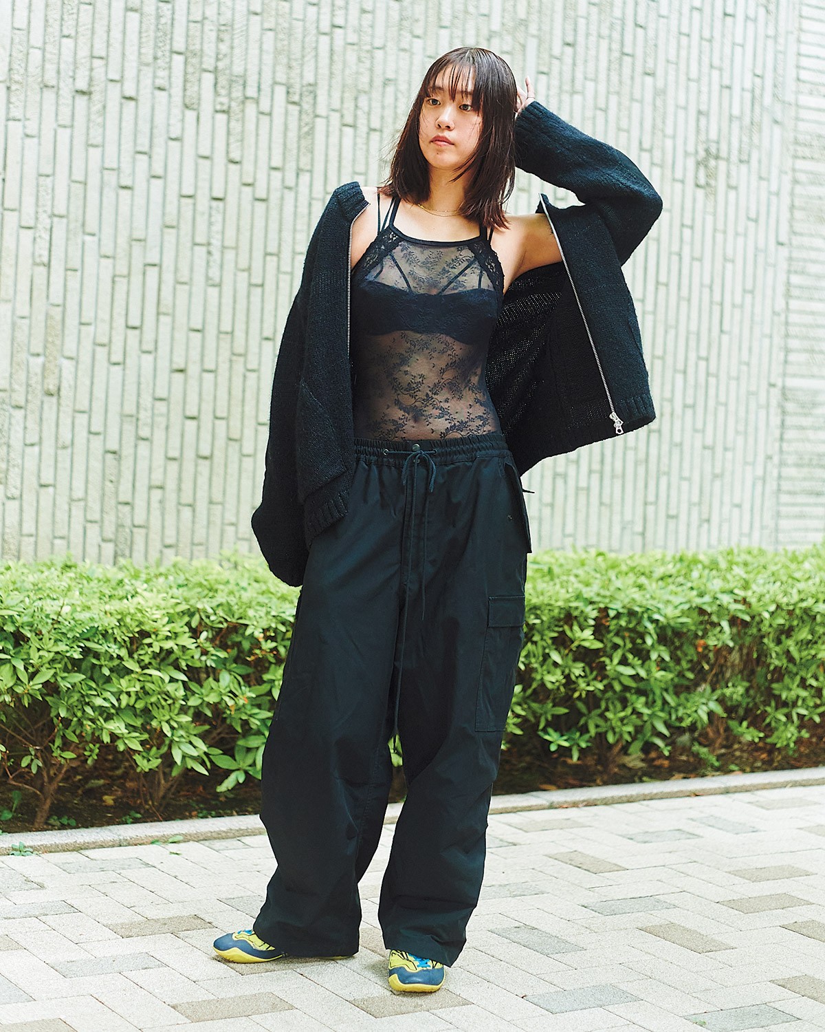 zip up hoodie_ENCOMING bodysuit_VERDISSIMA pants_JUNYA WATANABE MAN shoes_REEBOK × BOTTER