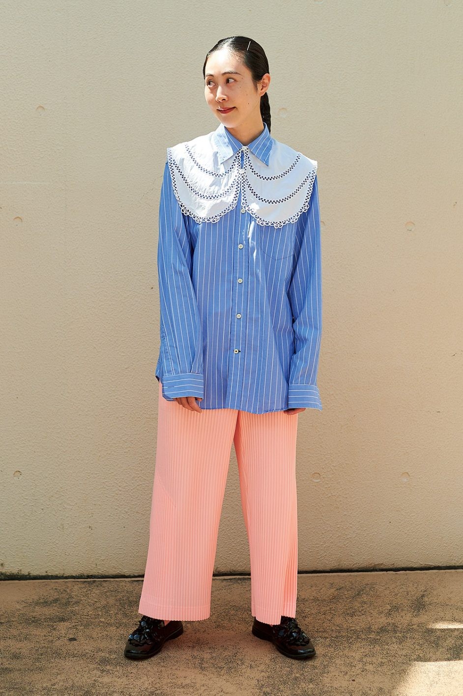 〈TOKYO BOPPER〉スタッフYAMA、「ビッグカラー」で自分らしくひと癖ある装いを - Slide:4