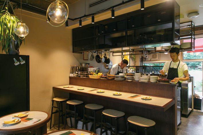 洋食apiの店内画像