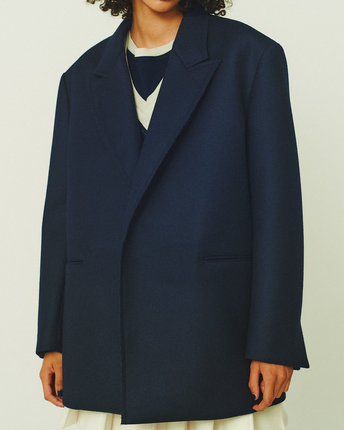 ネイビージャケット、今年着るならこんなふうに - Slide:2