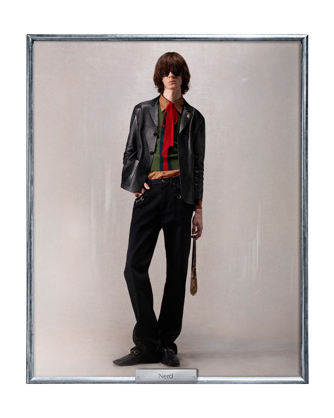 〈グッチ〉デムナによる初のコレクション「La Famiglia」を発表 - Slide:4