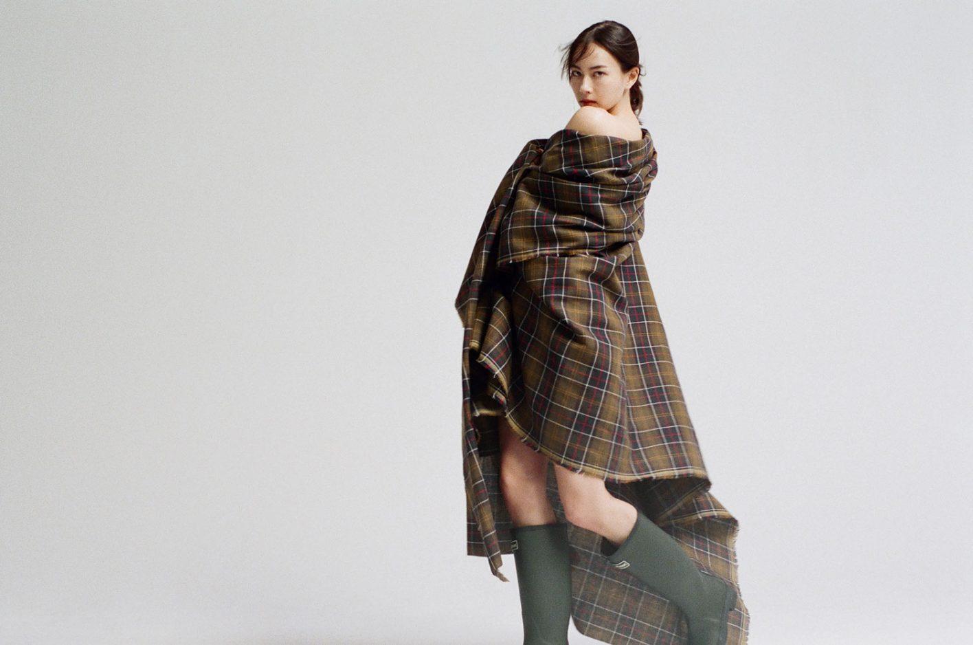 ローレン・サイが〈バブアー〉のアンバサダーに!