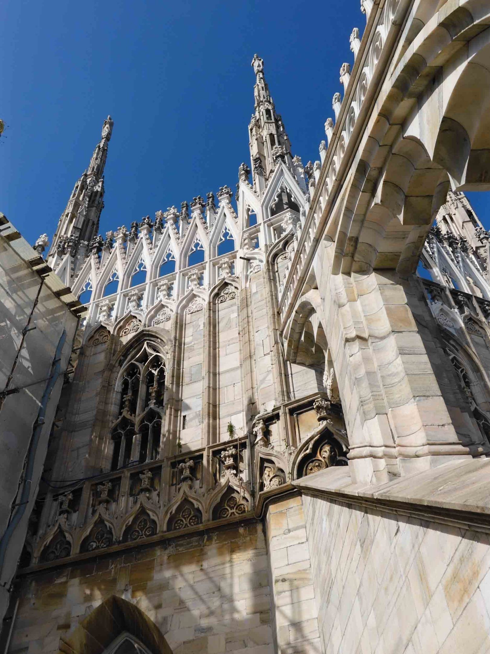 池﨑理人 - Slide:2