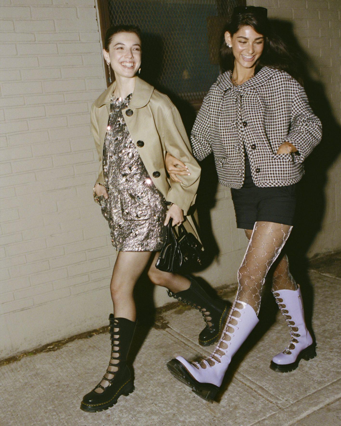 〈MARC JACOBS〉と〈DR. MARTENS〉のコラボレーションブーツが発売!