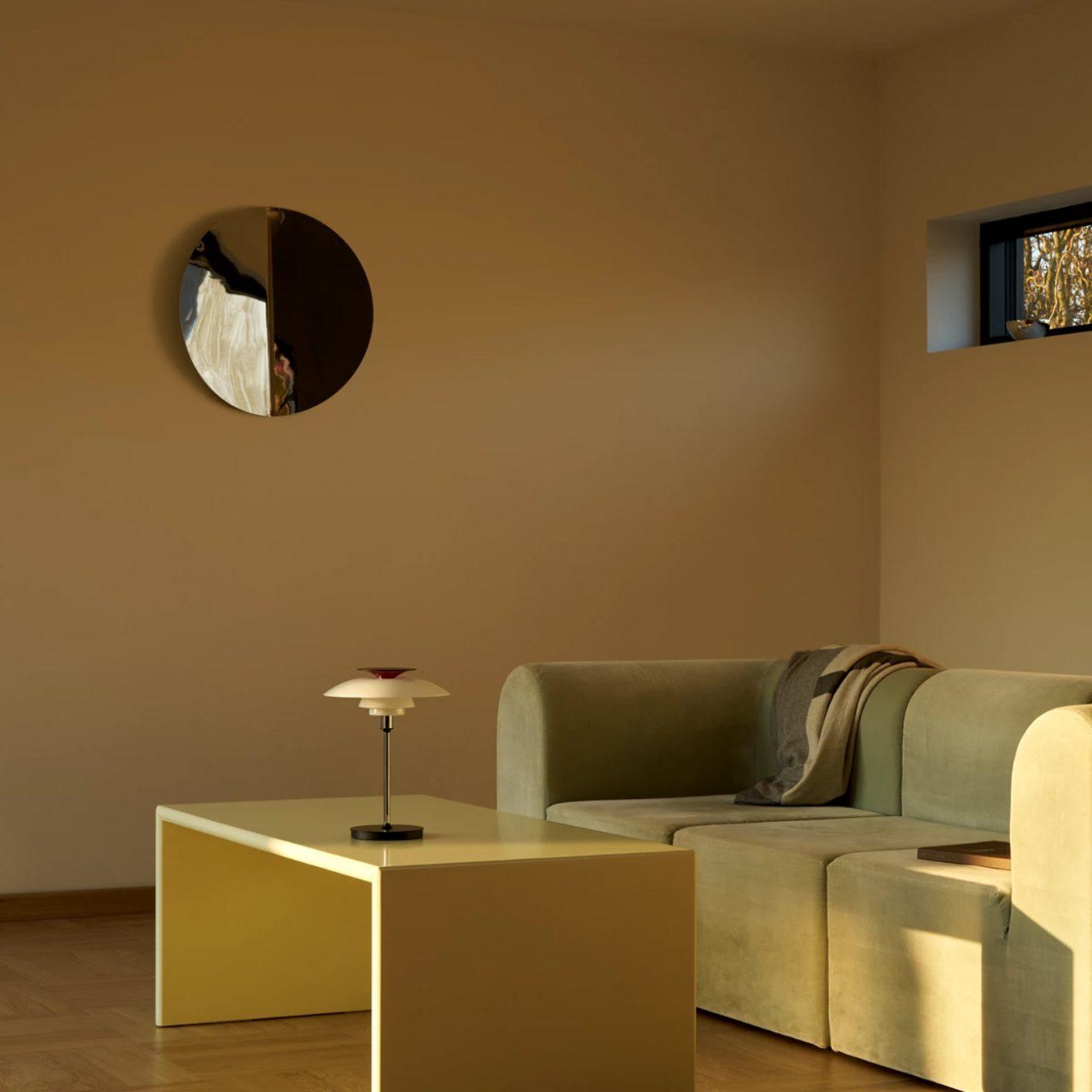 ポータブル照明で楽しむ〈ルイスポールセン〉の穏やかな灯り