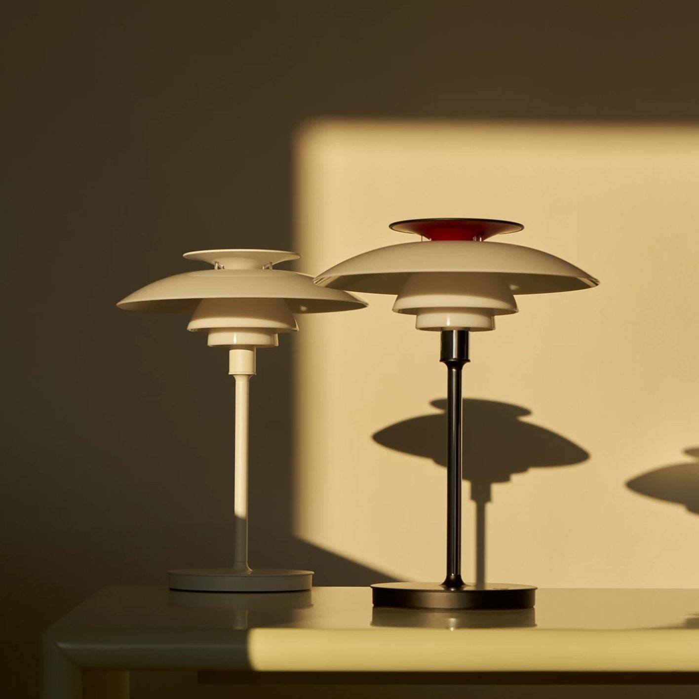 ポータブル照明で楽しむ〈ルイスポールセン〉の穏やかな灯り - Slide:1