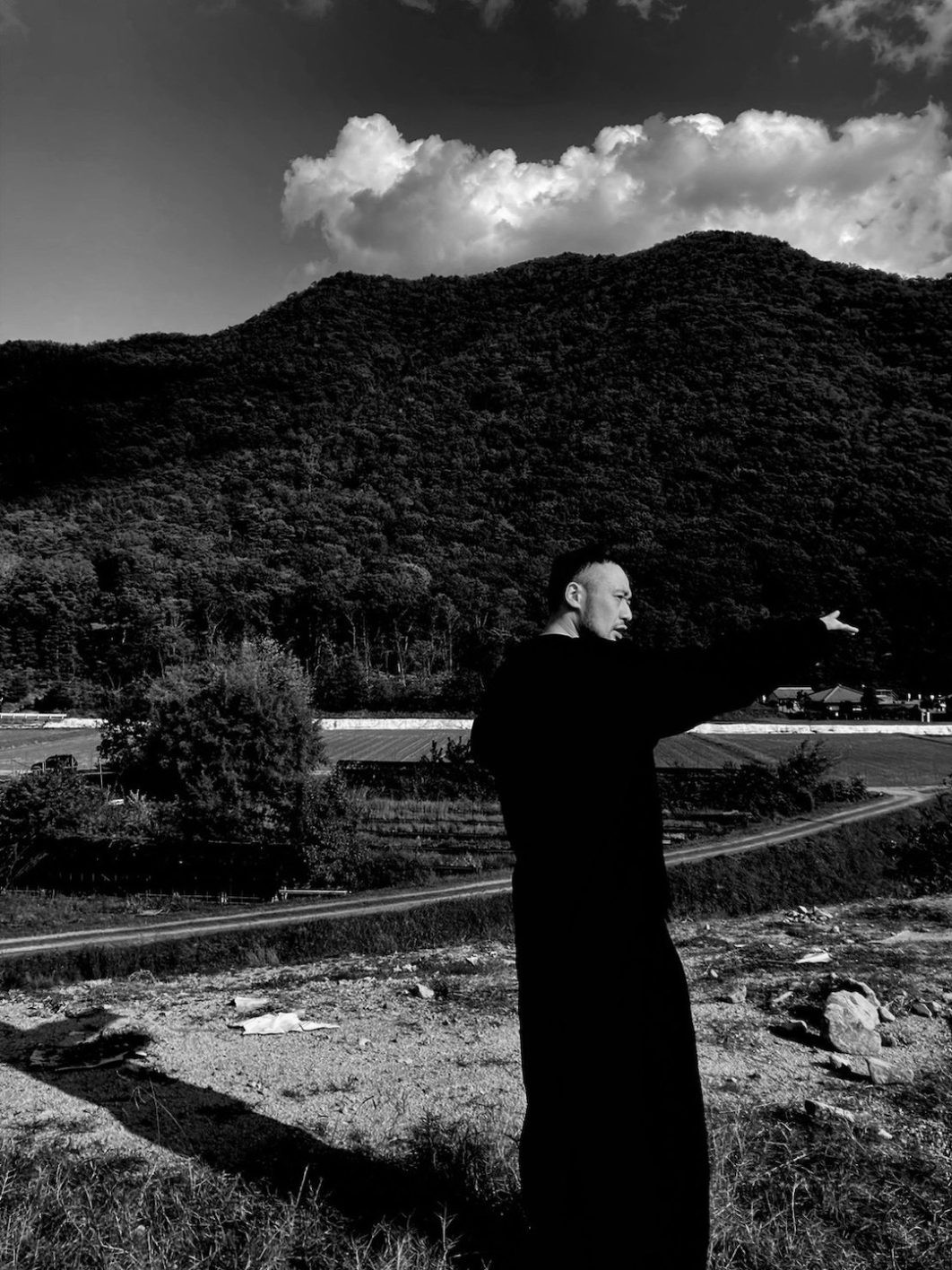 別府温泉で生まれた冥丁の最新音楽を、菅原悳のしつらえる空間で味わう - Slide:2