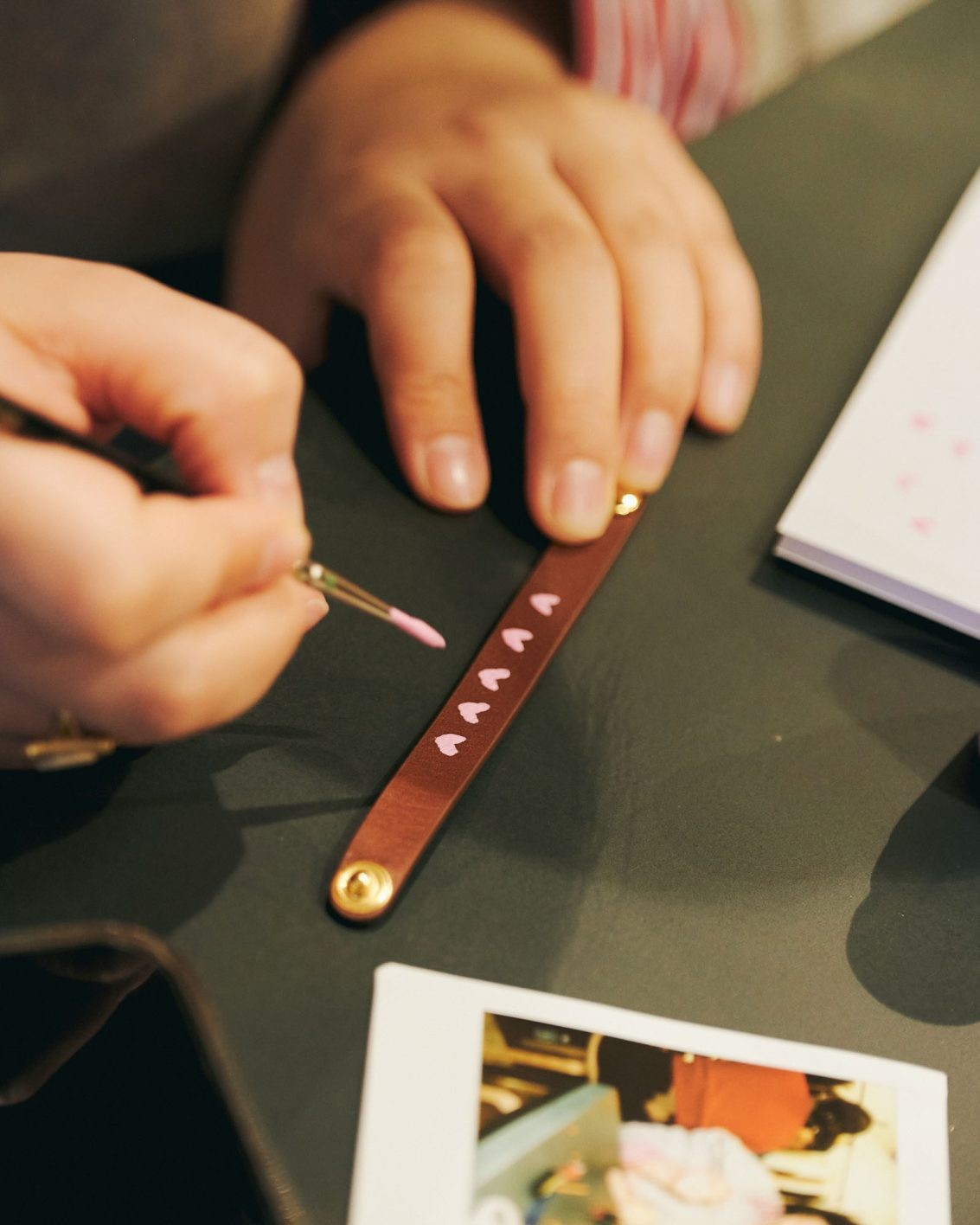 〈A.P.C.〉で自分だけのバッグチャーム作りを体験 - Slide:8