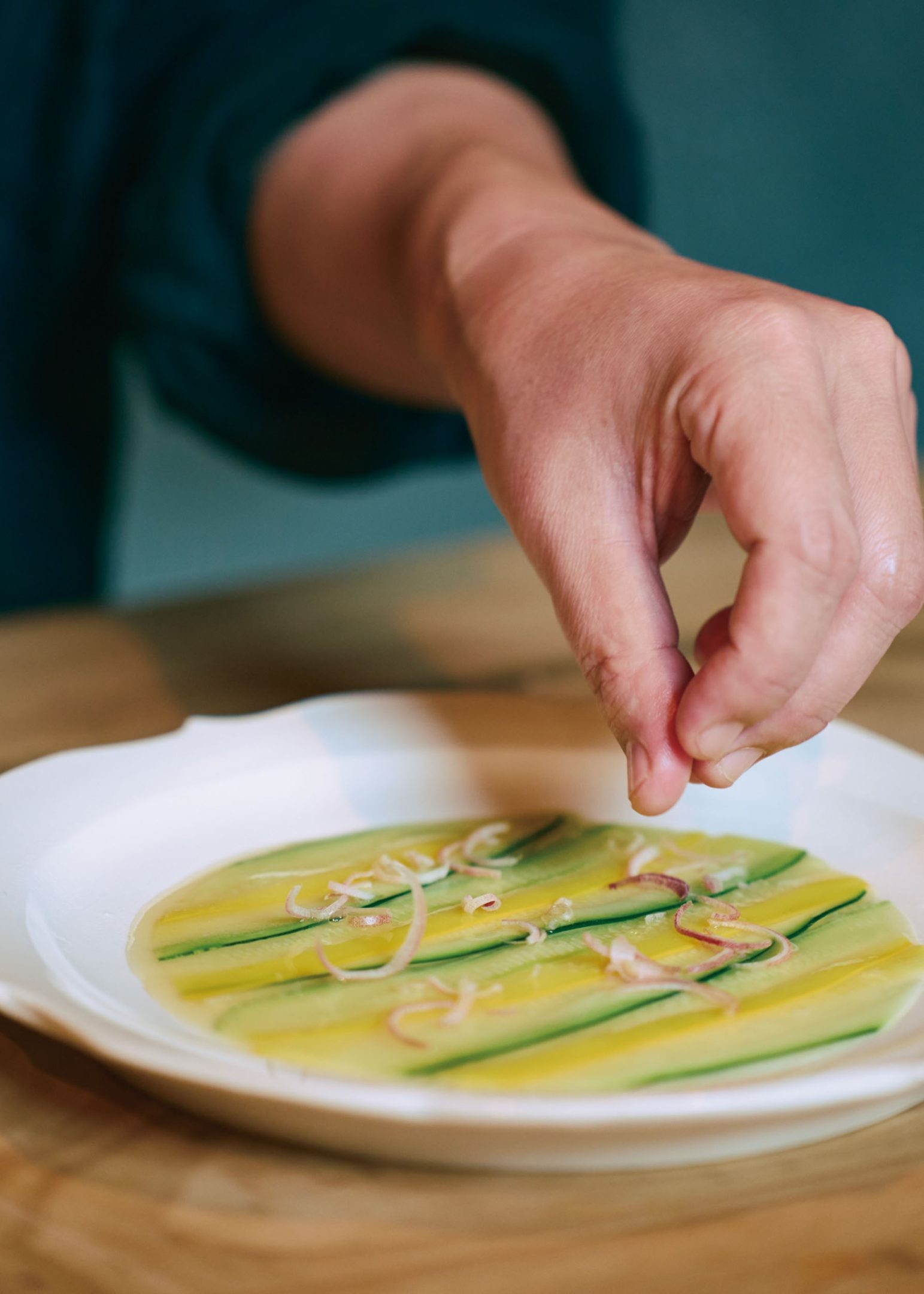 京都「Farmoon」まるでインスタレーション。五感が奮い立つ食体験を - Slide:3