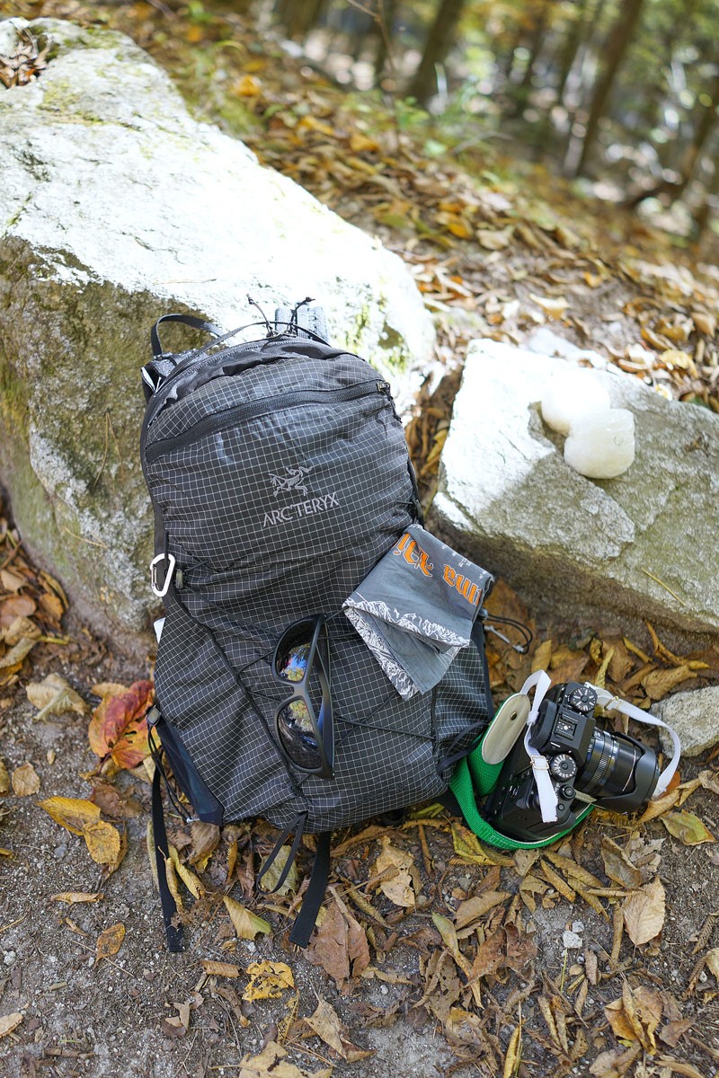 ASAMI THE MOUNTAIN|臼田あさ美さん|日向山|アークテリクスのバックパック - Slide:3