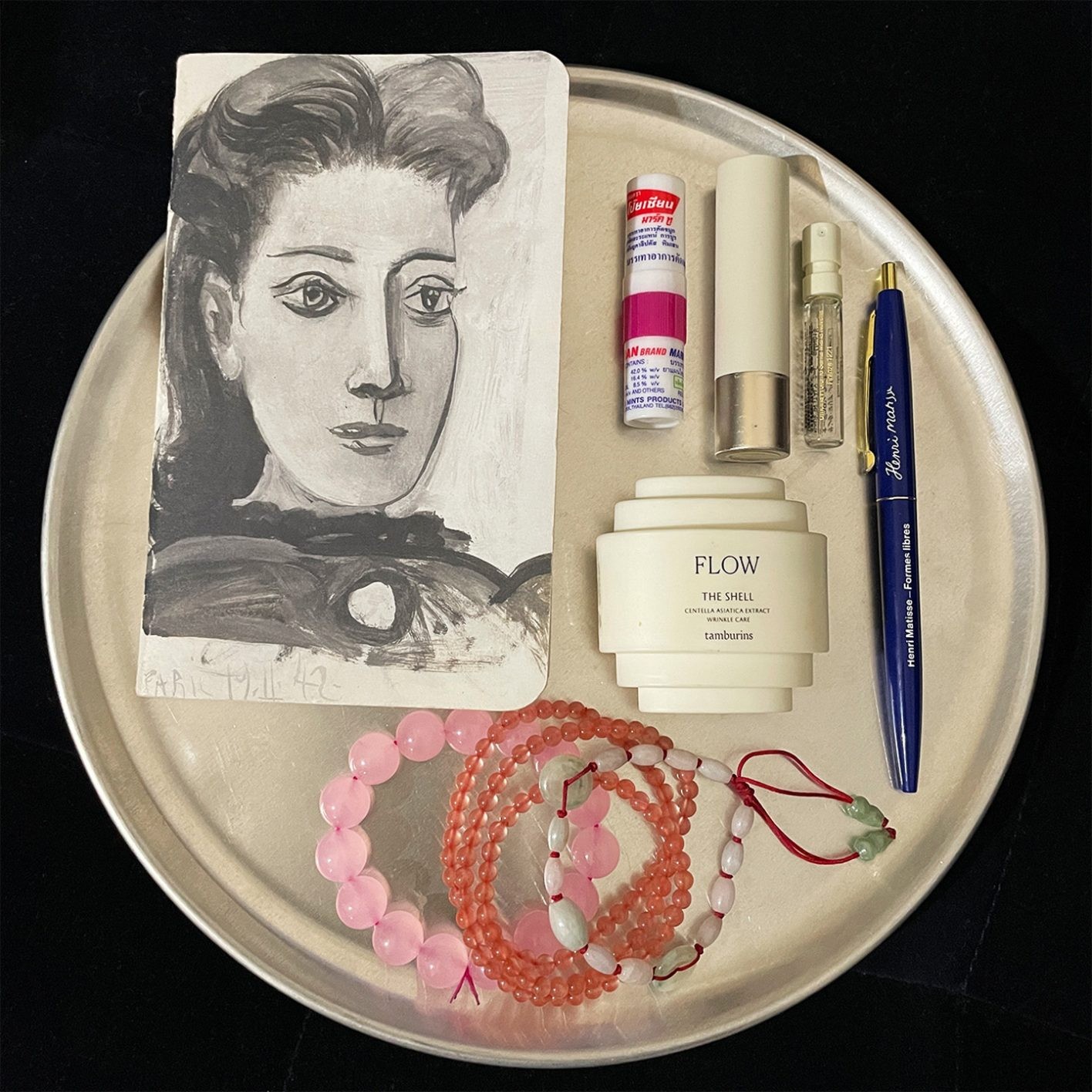 きれいな人のポーチの中身 vol.198