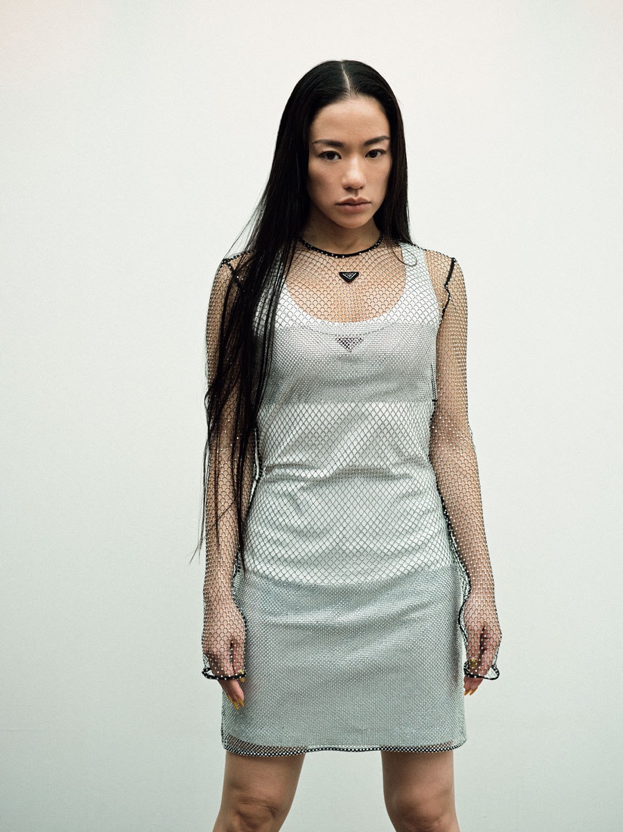 Awich in PRADA vol.2 最新コレクションをまとい、歌う