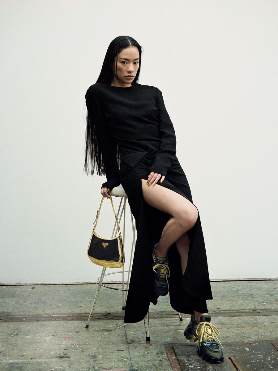 Awich in PRADA vol.2 最新コレクションをまとい、歌う